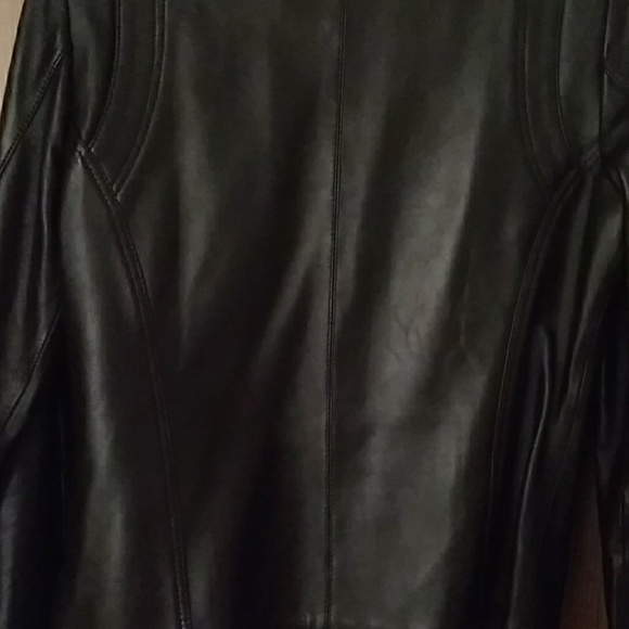 Form fitting Leather jacket NWOT - Picture 6 of 8